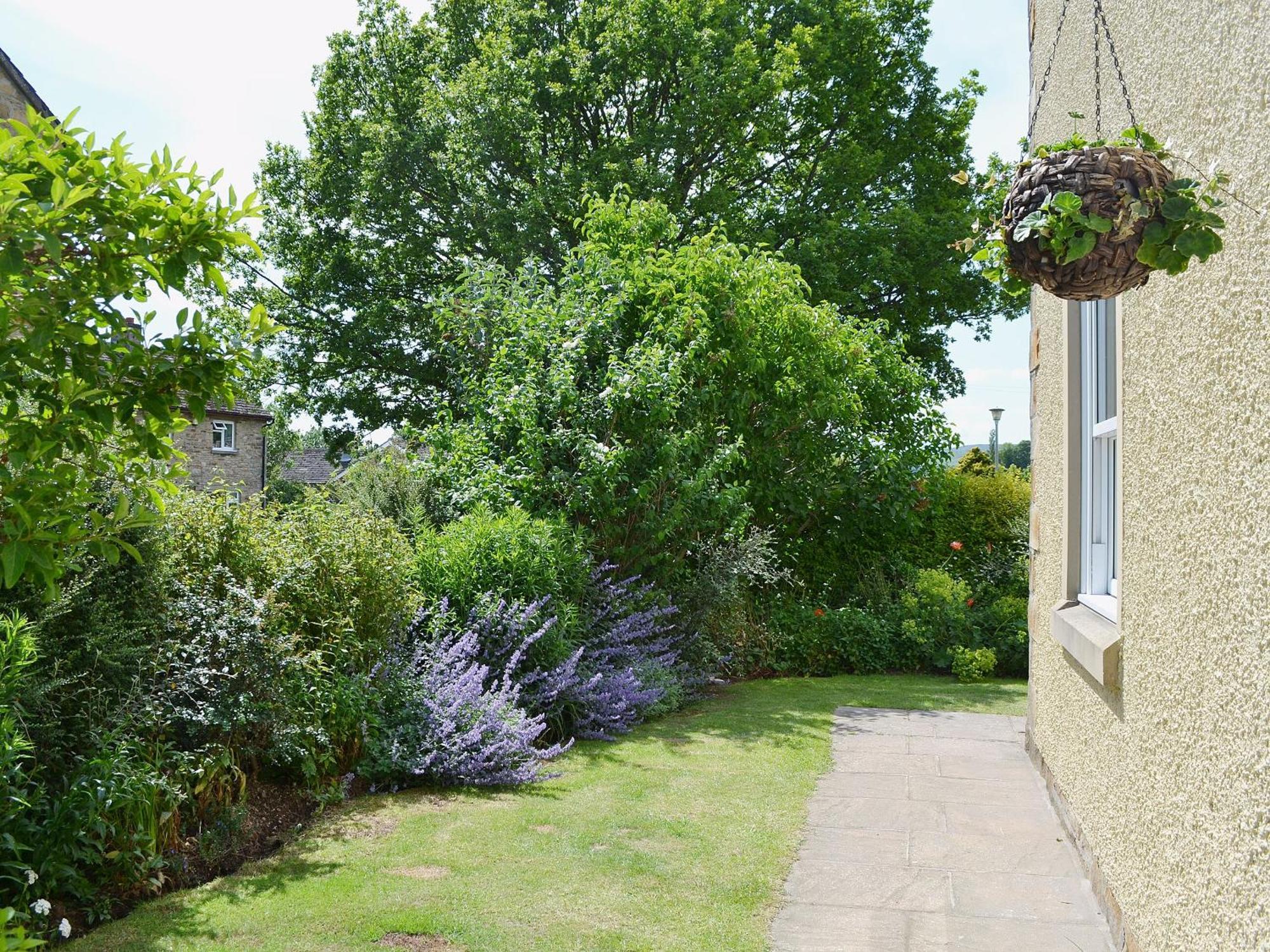 Lilac Cottage Redmire Exterior photo